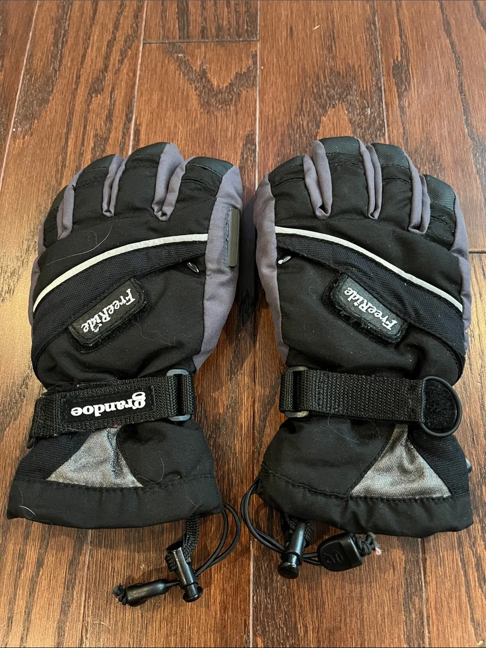 Grandoe Kids Black and Gray Insulated Mittens